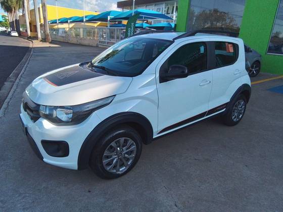 FIAT MOBI 1.0 EVO FLEX TREKKING MANUAL FIAT MOBI 1.0 EVO FLEX TREKKING MANUAL